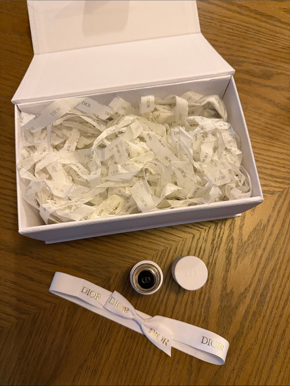 Dior Jasmin Des Anges in Box with Ribbon - Picture 4 of 5
